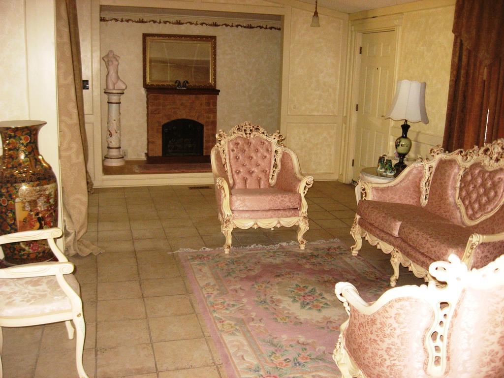 Shady Lady Bed And Breakfast Scottys Junction Ngoại thất bức ảnh